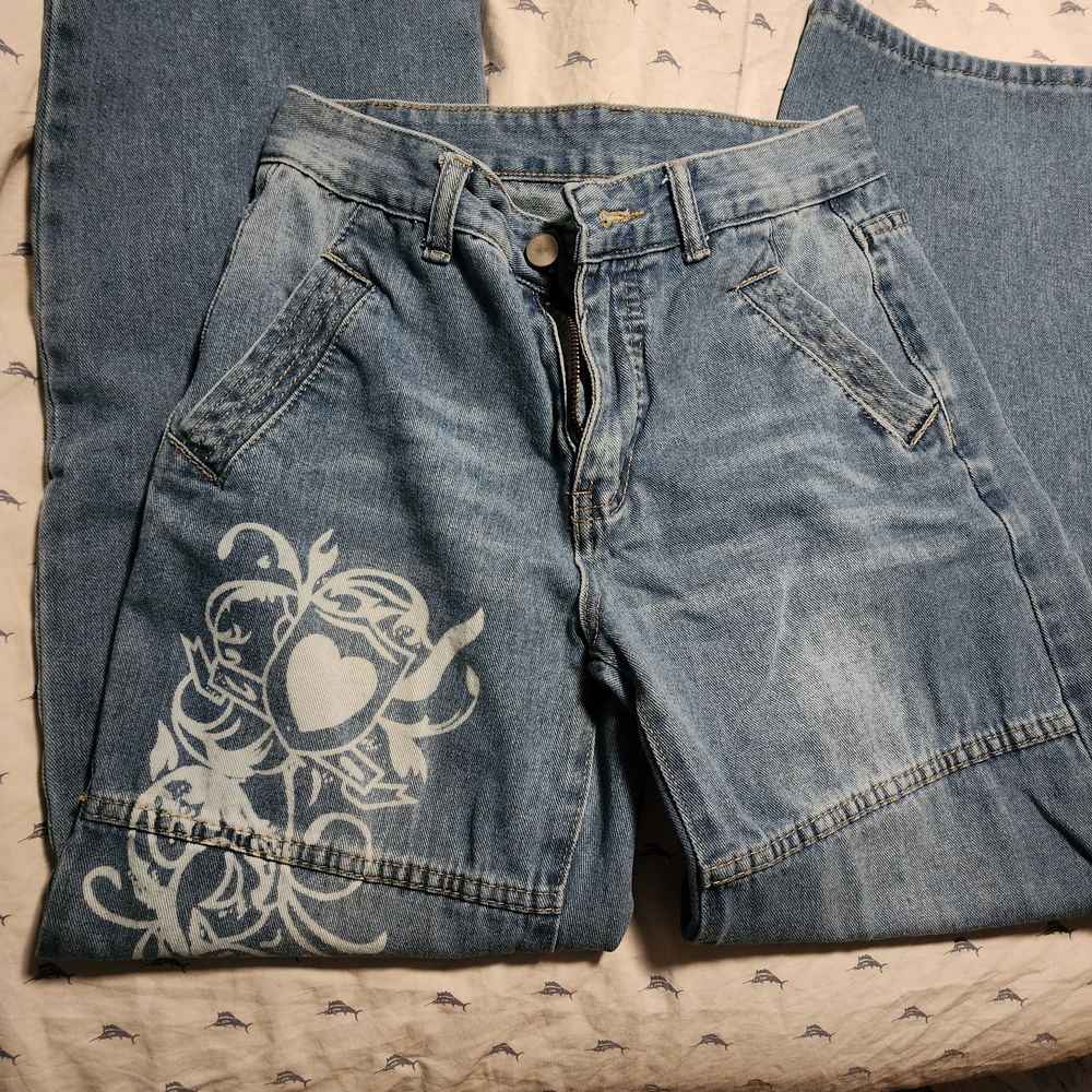Very Comfy Women's Blue Denim Jeans With Stylish Design